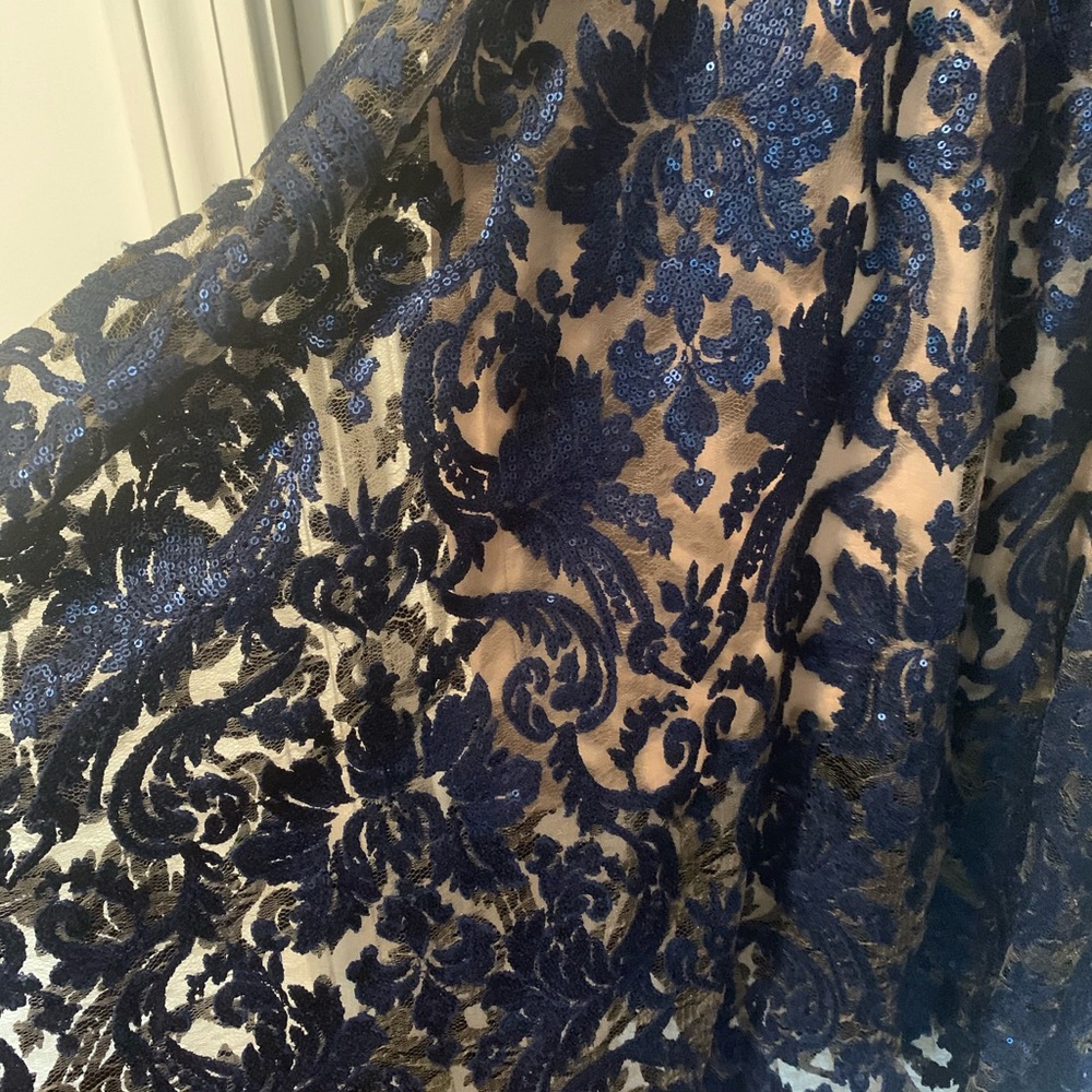 Dress the population dress size L